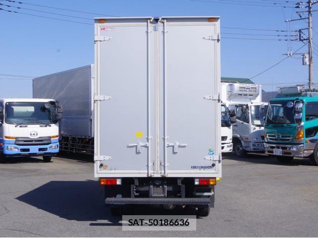 Mitsubishi CANTER 2023-09 3662739-15