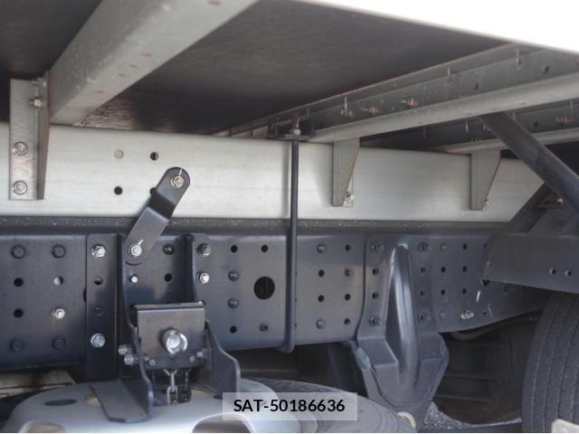 Mitsubishi CANTER 2023-09 3662739-5
