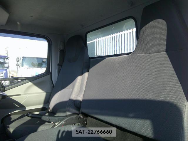Mitsubishi CANTER 2023-02 3662742-20