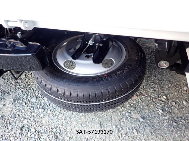 Mitsubishi CANTER 2025-11 3713546-10
