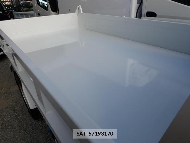 Mitsubishi CANTER 2025-11 3713546-5