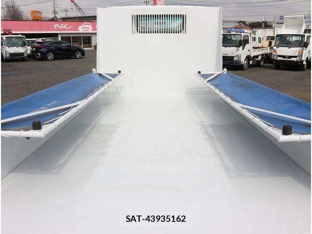 Mitsubishi CANTER 2013-02 3766178-9
