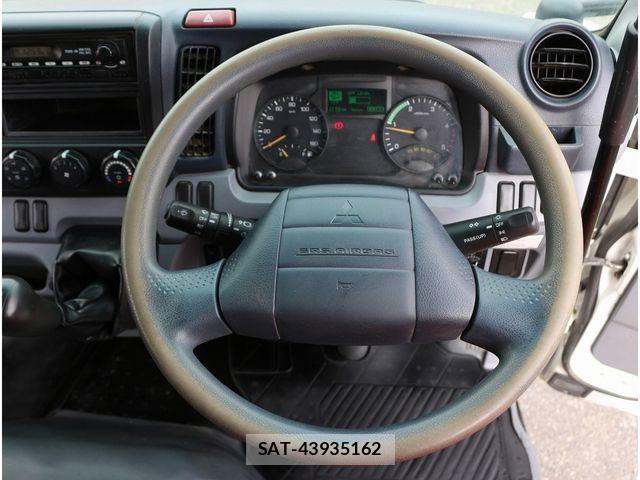 Mitsubishi CANTER 2013-02 3766178-25