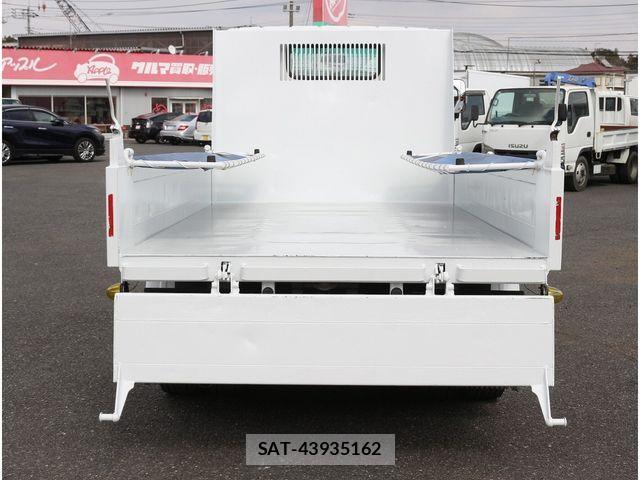 Mitsubishi CANTER 2013-02 3766178-7