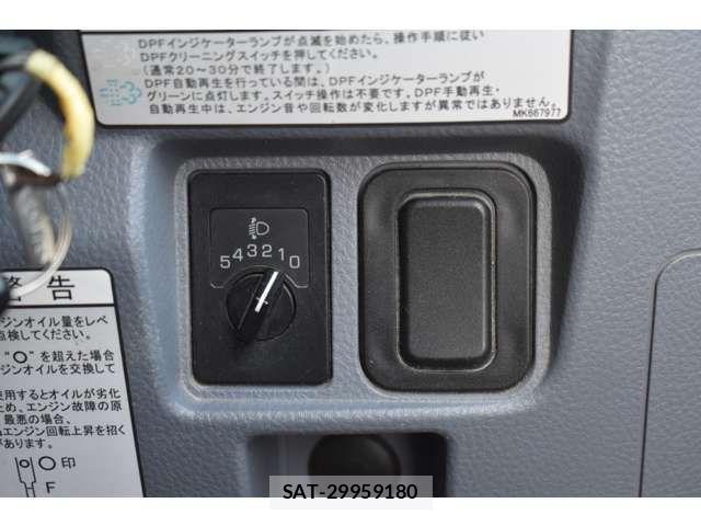 Mitsubishi CANTER 2014-12 3831925-12