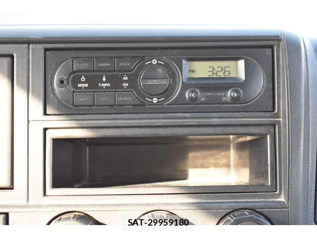 Mitsubishi CANTER 2014-12 3831925-16
