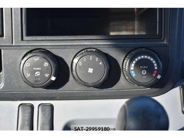 Mitsubishi CANTER 2014-12 3831925-7