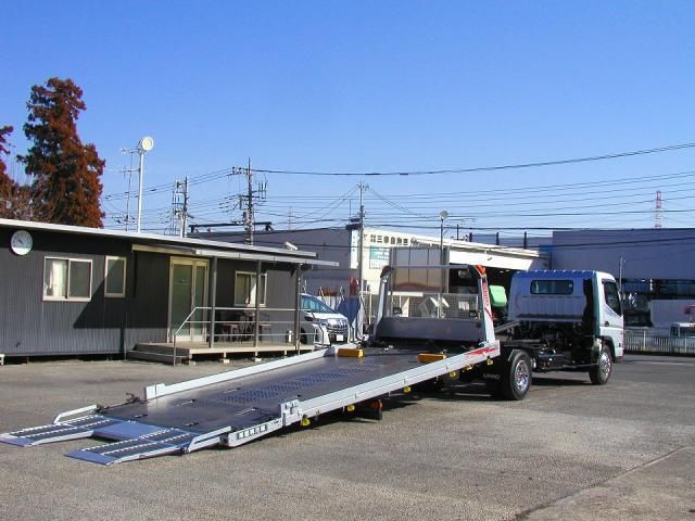 Mitsubishi CANTER 2022-10 3847149-13