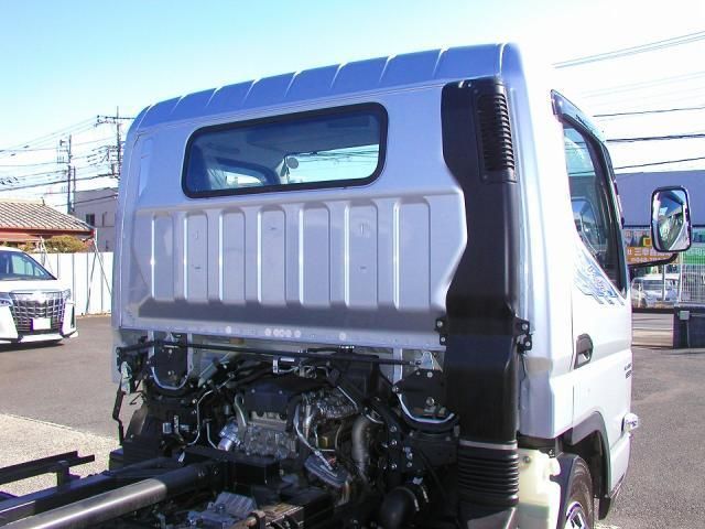 Mitsubishi CANTER 2022-10 3847149-17