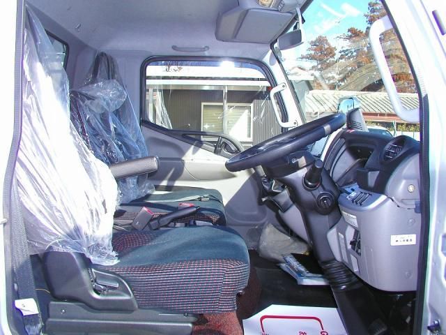 Mitsubishi CANTER 2022-10 3847149-22