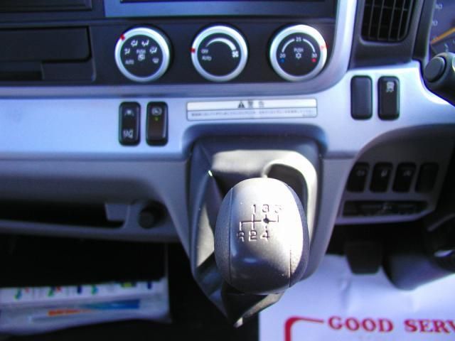 Mitsubishi CANTER 2022-10 3847149-25