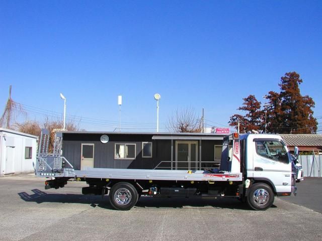 Mitsubishi CANTER 2022-10 3847149-4