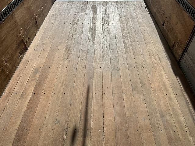Mitsubishi CANTER 2018-03 3847187-14