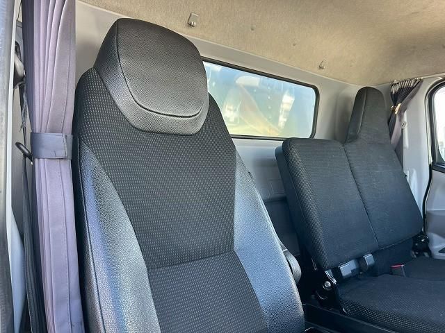 Mitsubishi CANTER 2018-03 3847187-21