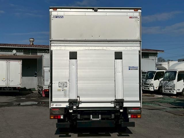 Mitsubishi CANTER 2018-03 3847187-6