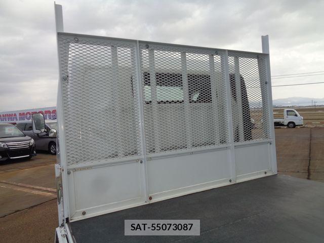 Mitsubishi CANTER 2019-03 3904126-9