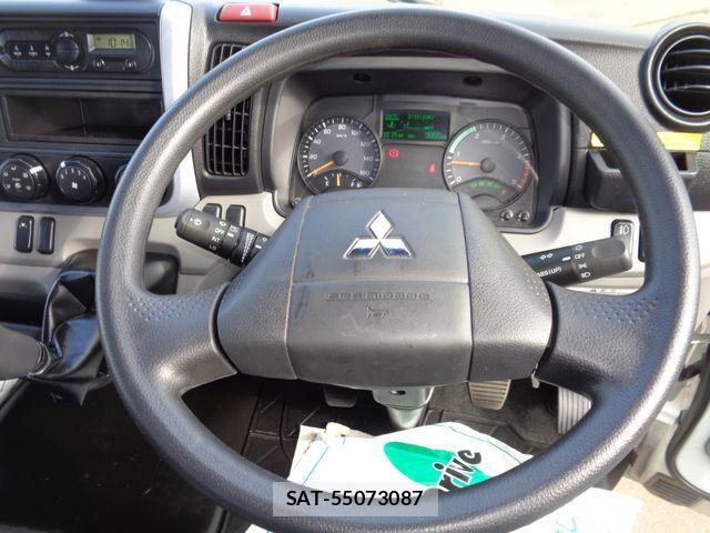 Mitsubishi CANTER 2019-03 3904126-13