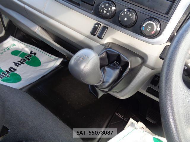 Mitsubishi CANTER 2019-03 3904126-15