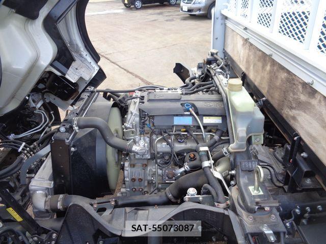 Mitsubishi CANTER 2019-03 3904126-21