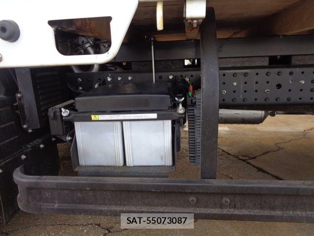 Mitsubishi CANTER 2019-03 3904126-24