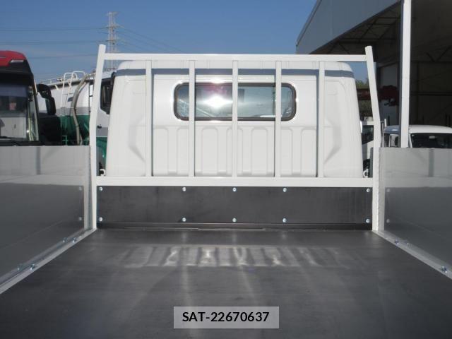 Mitsubishi CANTER 2025-11 3904080-21