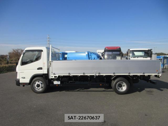 Mitsubishi CANTER 2025-11 3904080-3