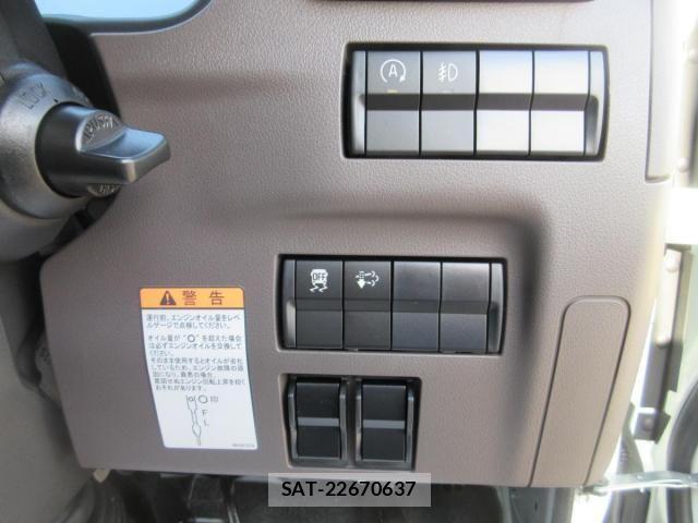 Mitsubishi CANTER 2025-11 3904080-7