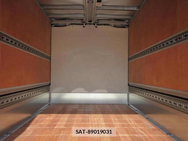 Mitsubishi CANTER 2025-11 3904074-26