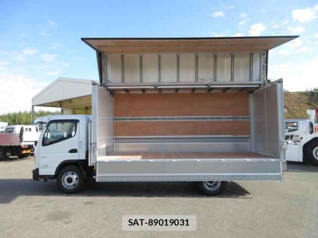 Mitsubishi CANTER 2025-11 3904074-29