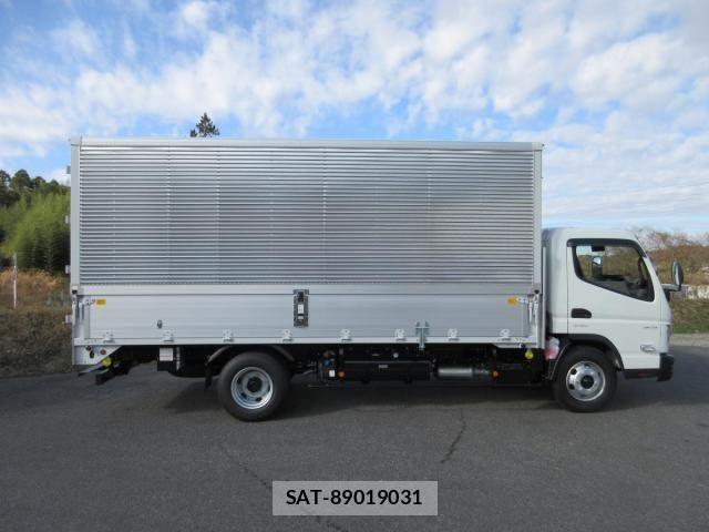 Mitsubishi CANTER 2025-11 3904074-5