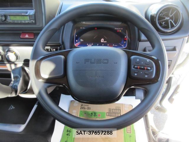 Mitsubishi CANTER 2025-11 3904072-10