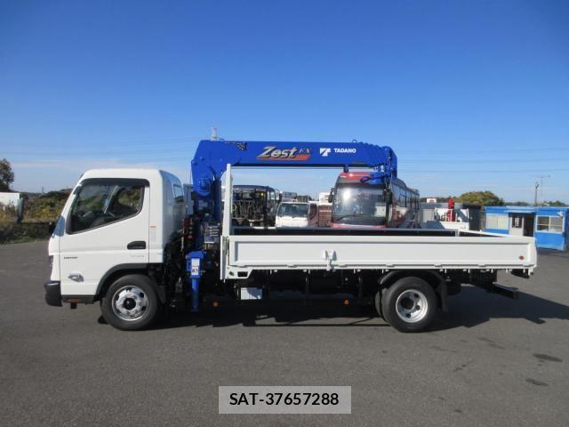 Mitsubishi CANTER 2025-11 3904072-3
