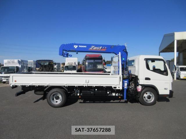 Mitsubishi CANTER 2025-11 3904072-5