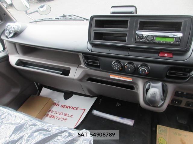 Mitsubishi CANTER 2025-11 3933391-11