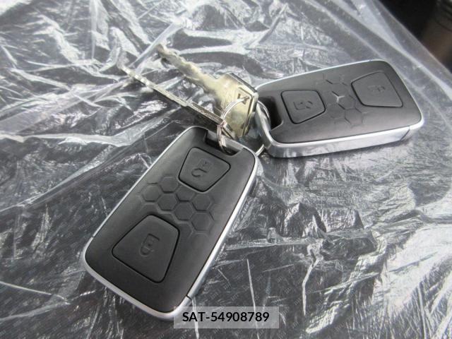 Mitsubishi CANTER 2025-11 3933391-18
