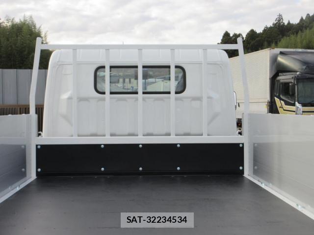 Mitsubishi CANTER 2025-11 3933387-22