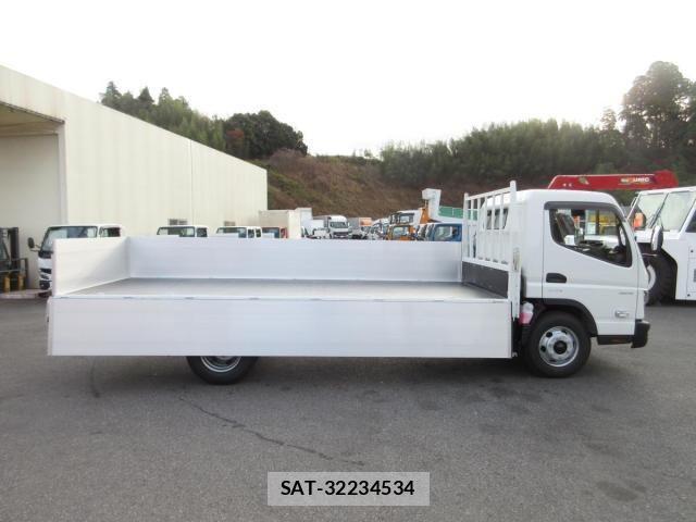 Mitsubishi CANTER 2025-11 3933387-24