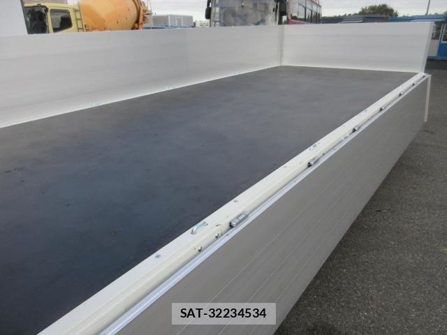 Mitsubishi CANTER 2025-11 3933387-26