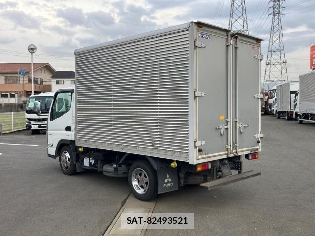 Mitsubishi CANTER 2022-01 3933412-3