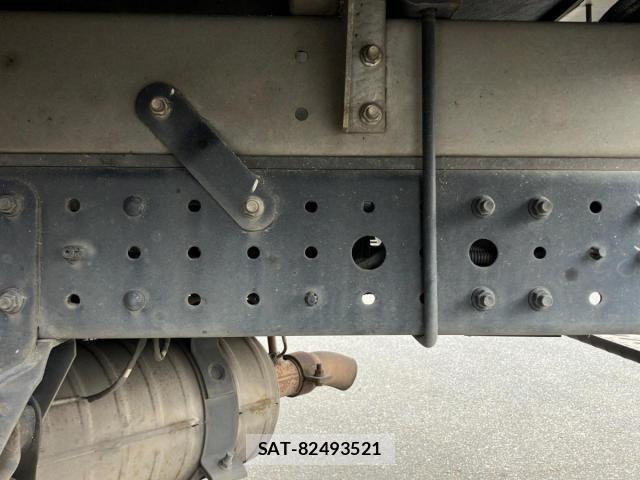Mitsubishi CANTER 2022-01 3933412-8