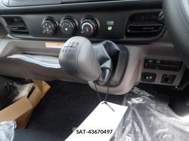 Mitsubishi CANTER 2025-11 3933367-17
