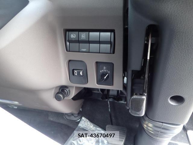 Mitsubishi CANTER 2025-11 3933367-21