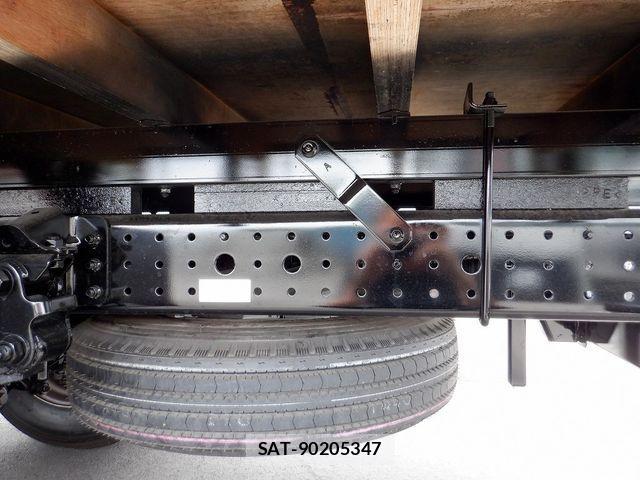 Mitsubishi CANTER 2024-04 4039345-10