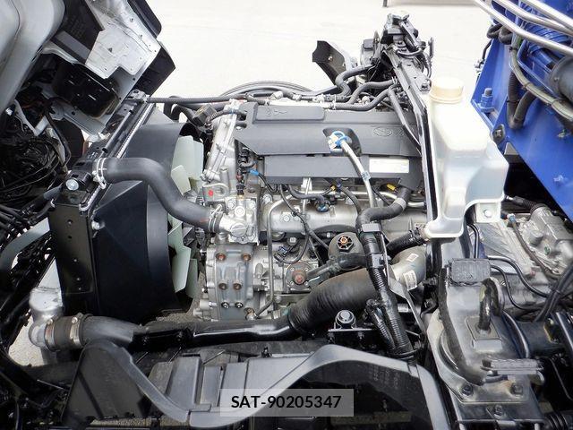 Mitsubishi CANTER 2024-04 4039345-16