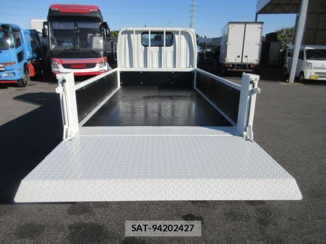 Mitsubishi CANTER 2025-11 4039360-19
