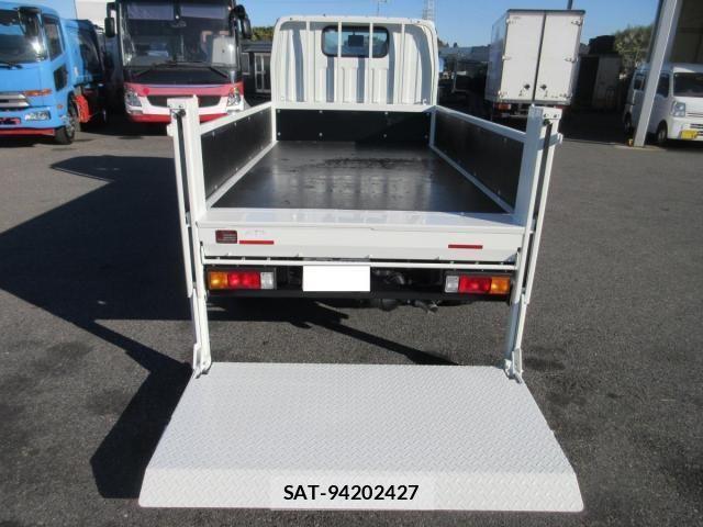 Mitsubishi CANTER 2025-11 4039360-20