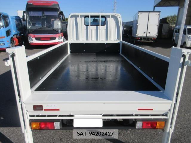 Mitsubishi CANTER 2025-11 4039360-22