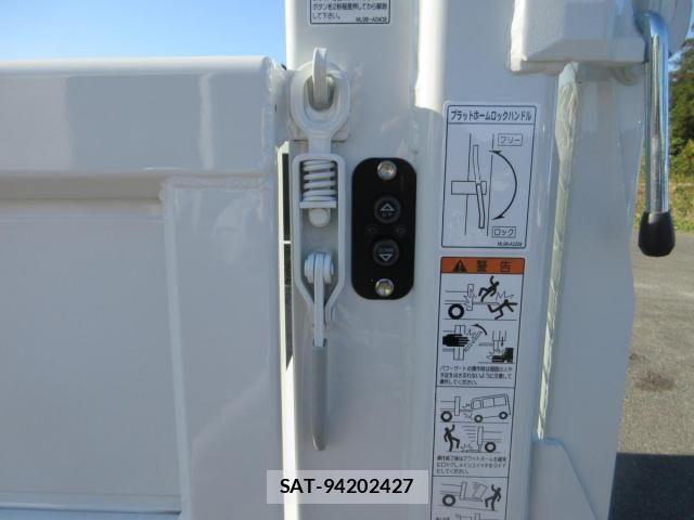 Mitsubishi CANTER 2025-11 4039360-29