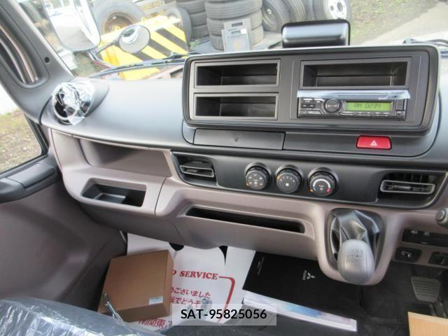 Mitsubishi CANTER 2025-11 4039374-11