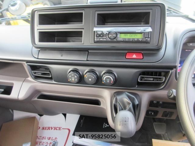 Mitsubishi CANTER 2025-11 4039374-12